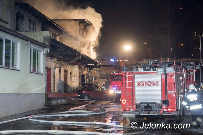 Jelenia Góra: Płonął warsztat samochodowy na 1 Maja