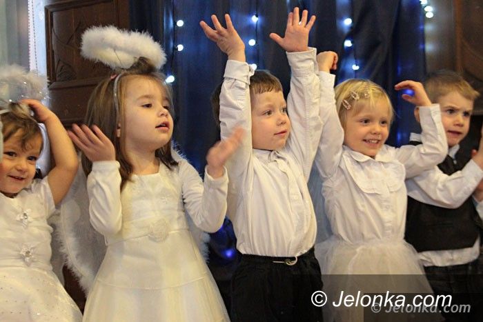 Jelenia Góra: VIII  Przegląd Kolęd i Pastorałek w Przedszkolu nr 4