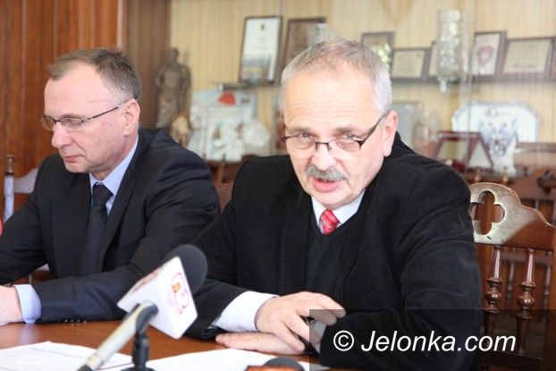 Jelenia Góra: Więcej na drogi, siłownie i place zabaw?