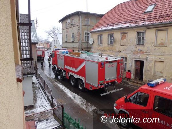 Jelenia Góra: Ewakuacja mieszkańców przez ulatniający się gaz