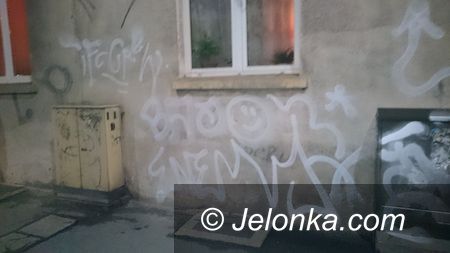 Jelenia Góra: Mazał farbą elewację – stanie przed sądem