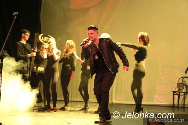 Jelenia Góra: Młodzież „Norwida” po mistrzowsku zagrała "W starym kinie"