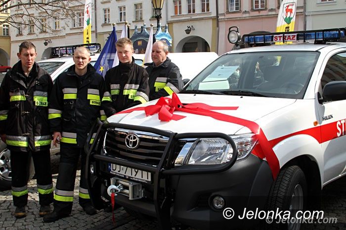 Jelenia Góra: Terenówka dla naszych strażaków ochotników