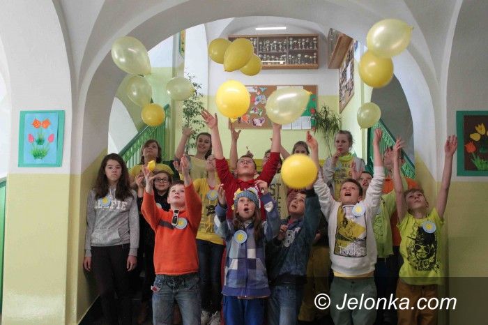 Jelenia Góra: Wiosennie i słonecznie w „Dwójce”