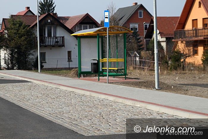 Jelenia Góra: Autobusy dojadą tylko do pętli na Osiedlu Łomnickim 