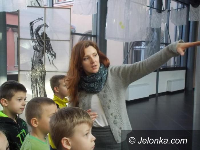 Jelenia Góra: Sztuka tworzenia pisanek batikową techniką