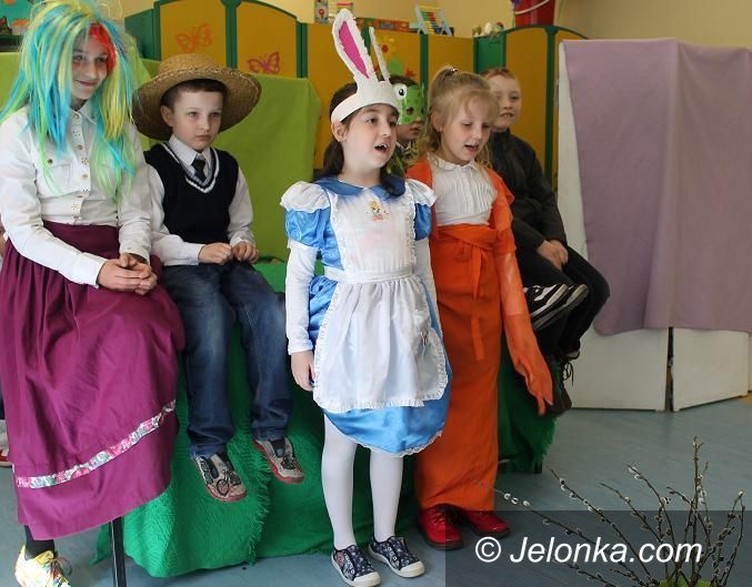 Jelenia Góra: O Bożej miłości i dłoniach człowieka w SP7