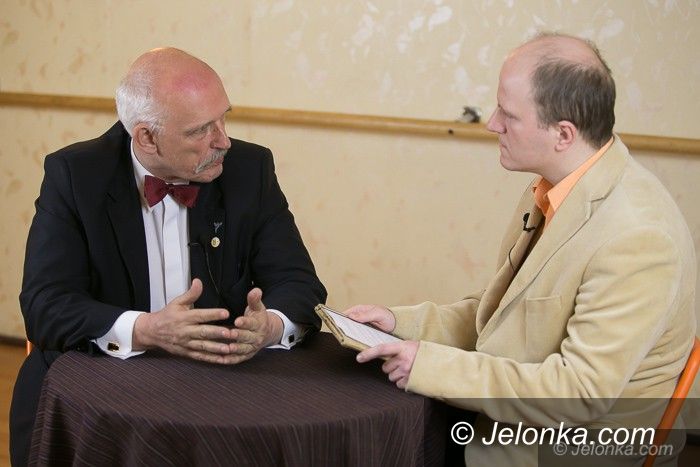 Jelenia Góra: Janusz Korwin–Mikke w ogniu pytań Jelonki.com 