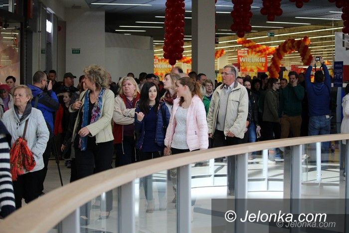 Jelenia Góra: Galeria Sudecka w Jeleniej Górze otwarta (aktualizacja)
