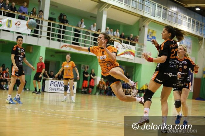 Jelenia Góra: Emocjonujące derby dla brutalnego Zagłębia