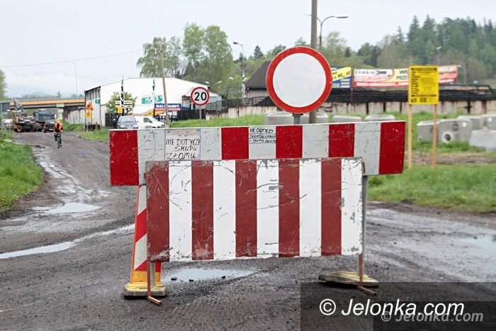 Jelenia Góra: Ruszył remont Łomnickiej. Część ulicy zamknięta