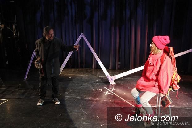Jelenia Góra: O Czerwonym Kapturku podczas teatralnej próby