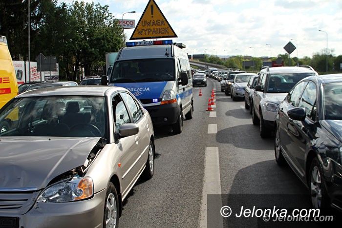 Jelenia Góra: Kolizja na skrzyżowaniu Jana Pawła II i Grunwaldzkiej