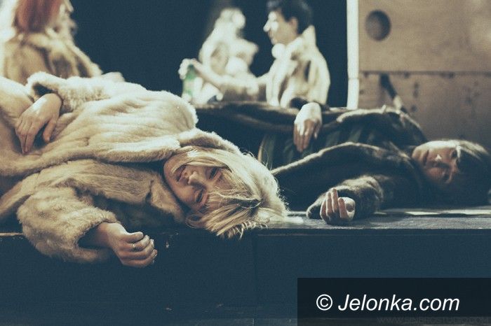 Jelenia Góra: Nadobnisie i koczkodany oraz Łódeczka w Norwidzie