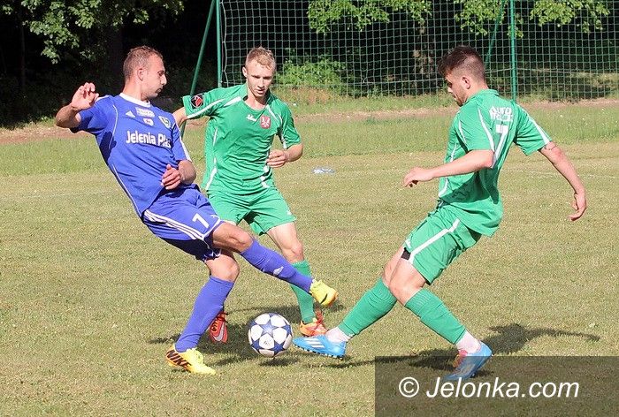 Kąty Wrocławskie: III–liga: Siedem ciosów w drugiej połowie