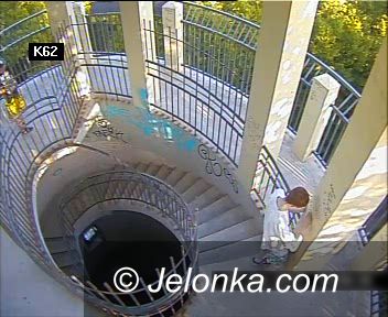 Jelenia Góra: Dwaj wandale „testowali” monitoring i wpadli