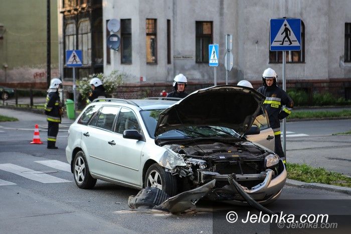 Jelenia Góra: Nie ustąpił pierwszeństwa, doszło do zderzenia