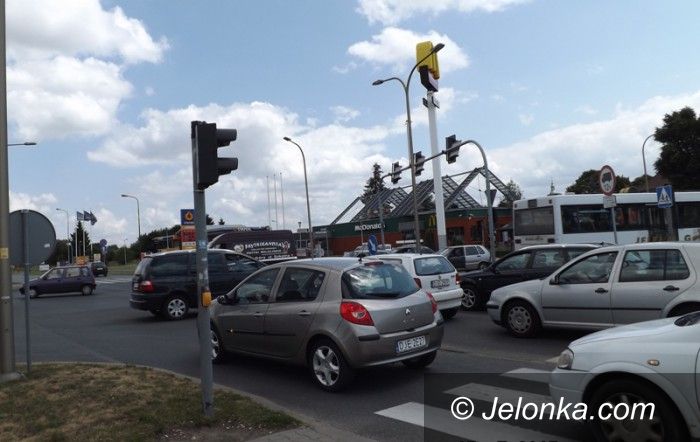 Jelenia Góra: Awaria sygnalizacji świetlnej przy Tesco