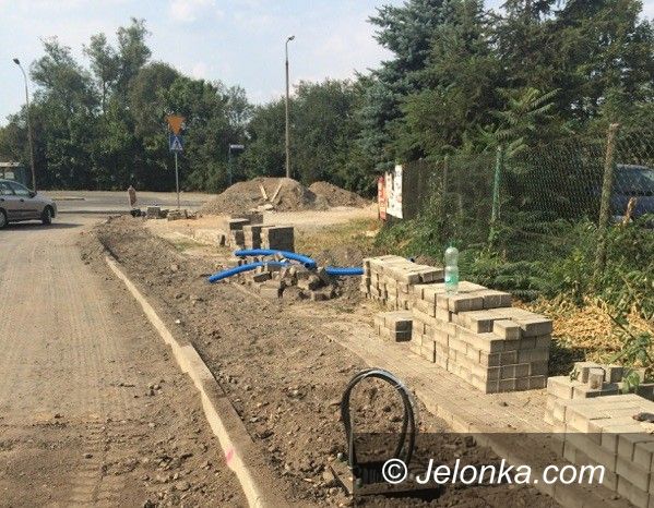 Jelenia Góra: Jedne ulice remontują dwa razy, na innych przestoje