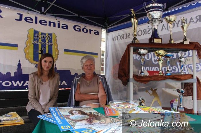 Jelenia Góra: Smacznie i pięknie produkują pod Śnieżką