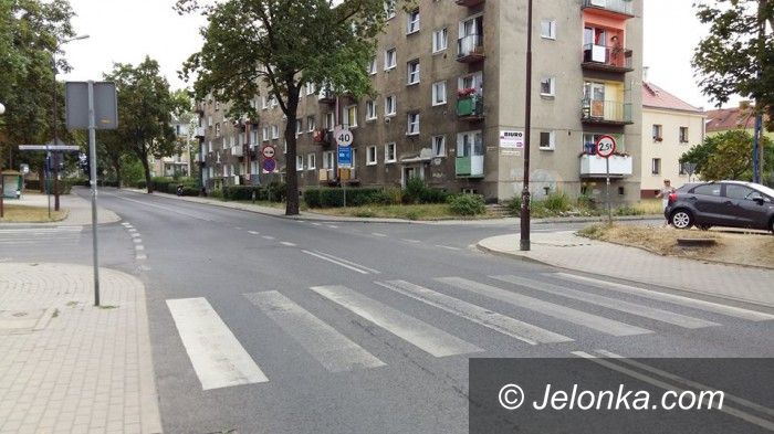 Jelenia Góra: Skrzyżowanie poczeka na doświetlenie