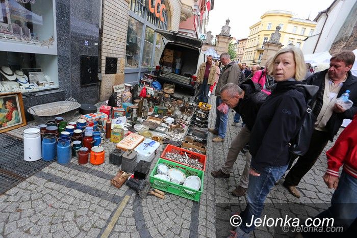 Jelenia Góra: Wyjątkowy Jarmark Staroci i Osobliwości za nami