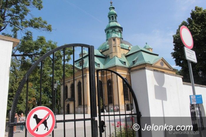 Jelenia Góra: Psy w parkach? WSA oddala z przyczyn formalnych