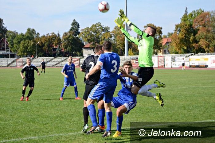 III liga: Firlej trafia, Karkonosze zwyciężają