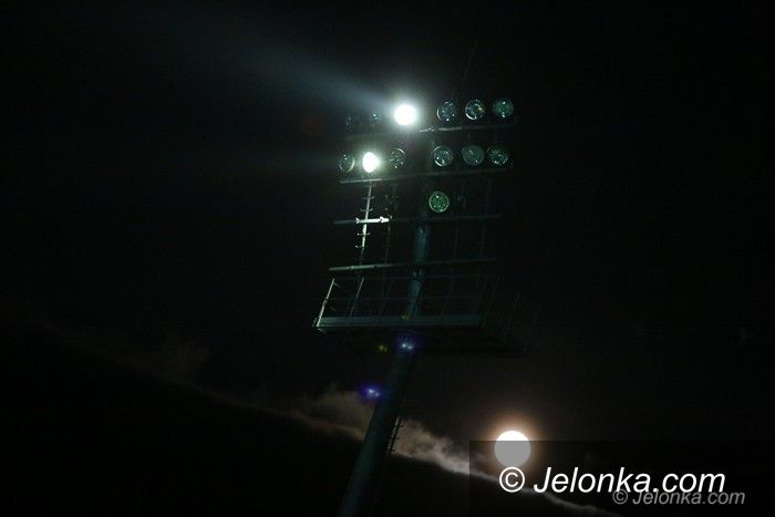 Jelenia Góra: Mecz reprezentacji przerwany przez brak prądu