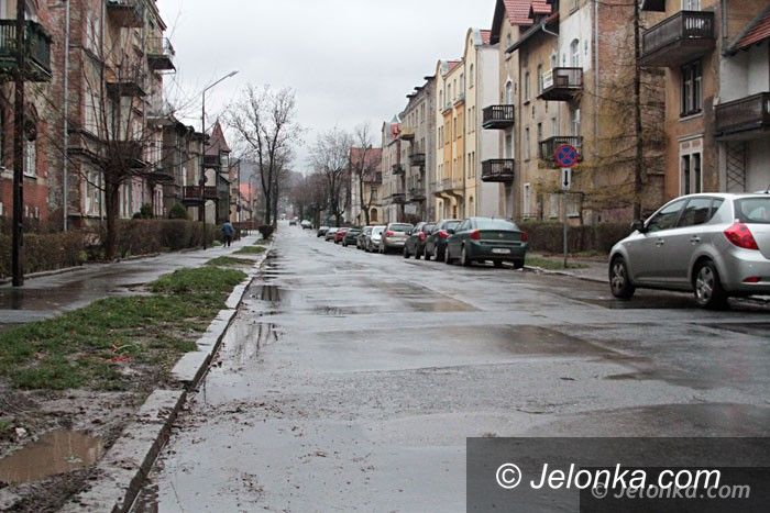 Jelenia Góra: Kiedy wreszcie remont Wyczółkowskiego?
