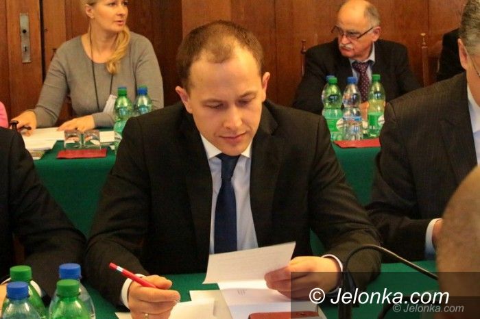 Jelenia Góra: Rewitalizacja oraz próba sił na sesji