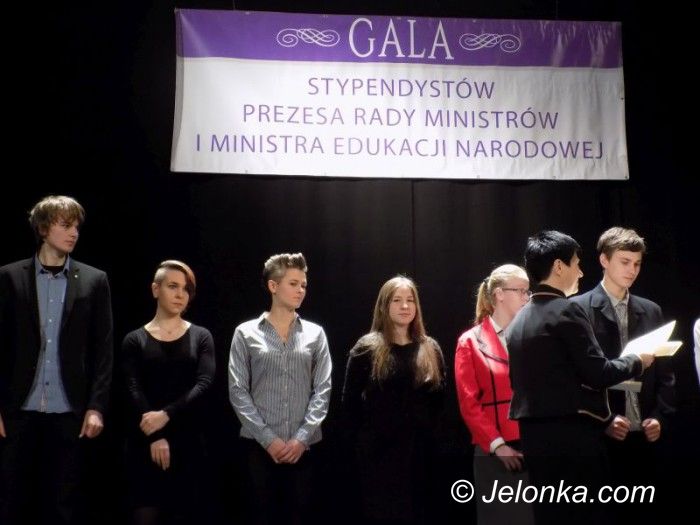 Piechowice: Stypendyści z Piechowic wyróżnieni i nagrodzeni