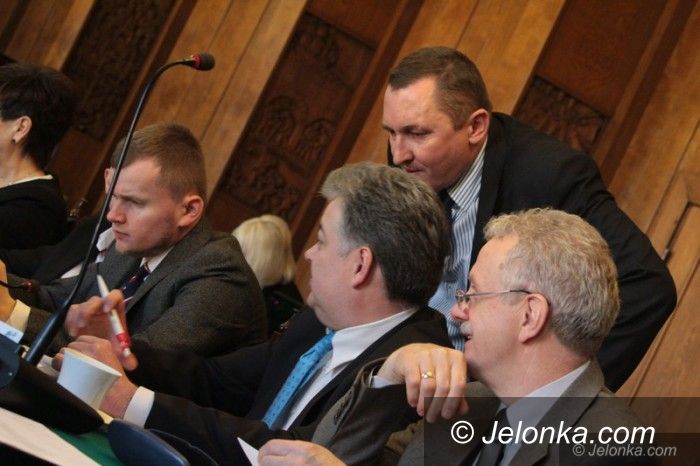 Jelenia Góra: Opozycja: Budżet „bez wizji rozwoju” uchwalony