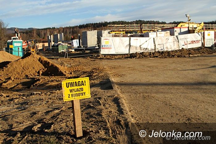 Jelenia Góra: Rośnie budynek nowej „skarbówki”