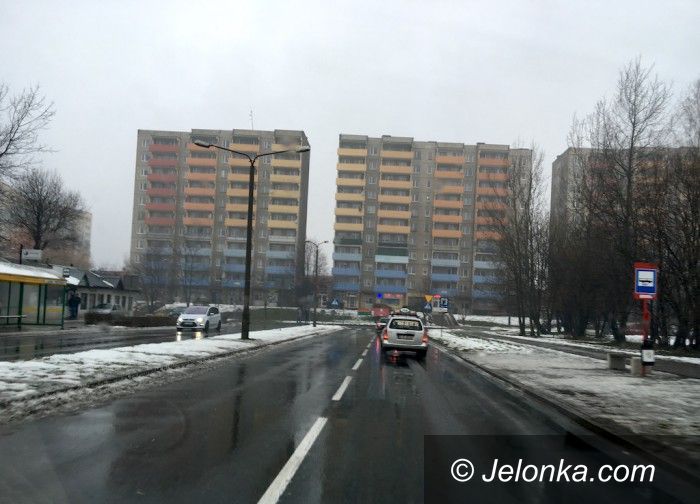 Jelenia Góra: Czytelnicy: Chodniki jak lodowiska!