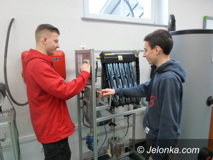 Jelenia Góra: Uczniowie zbadają niską emisję w Jeleniej Górze