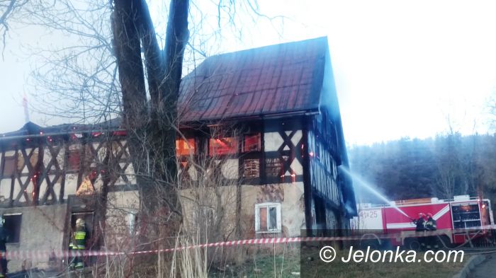Kowary: Pożar skansenu w Kowarach (aktualizacja)