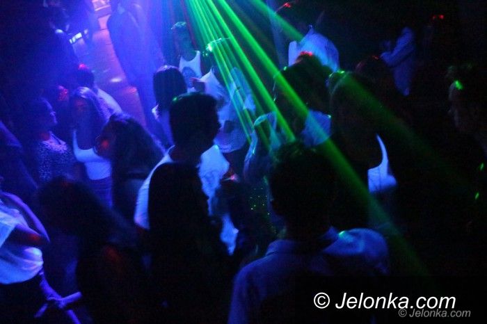 Jelenia Góra: Studencka miłość w rytmie disco polo