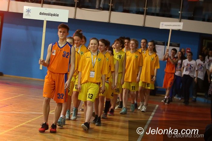 Jelenia Góra: Uroczyste otwarcie koszykarskiej OOM z przygodami