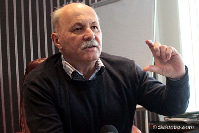 Jelenia Góra: Wodnik odbiera część swojej pożyczki w… działkach