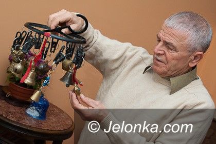 Jelenia Góra: “Dzwonki świata” z kolekcji Mariana Łysakowskiego