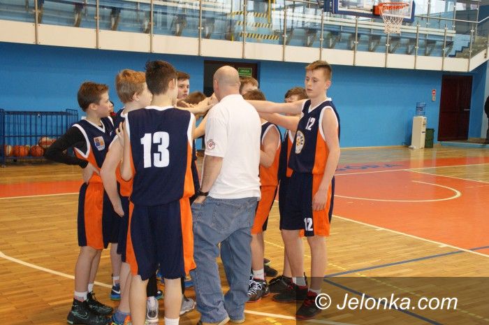 Jelenia Góra: Mini–koszykarze Sudetów odnoszą kolejne zwycięstwa