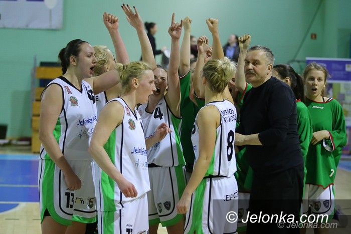 Jelenia Góra: Kapitalny występ koszykarek Karkonoszy