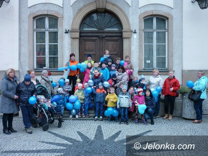 Jelenia Góra: „Na niebiesko dla autyzmu”