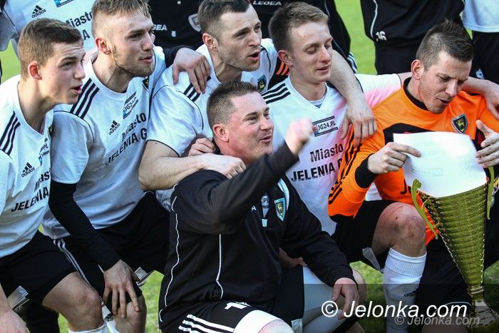 Jelenia Góra: Karkonosze zdobyły okręgowy puchar