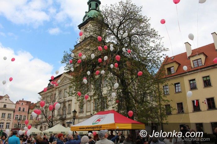 Jelenia Góra: Świętowali dzień flagi narodowej