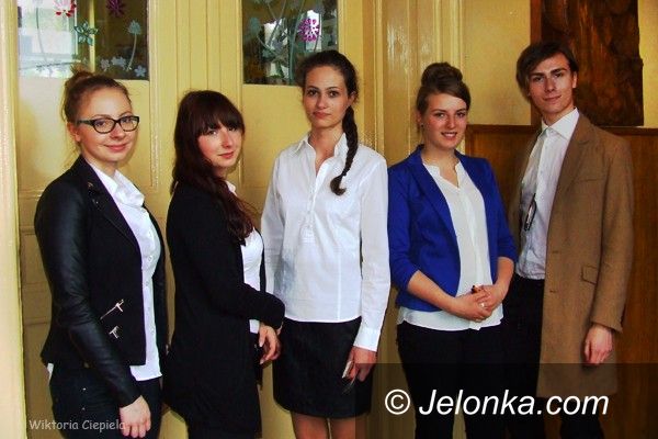 Jelenia Góra: Maturzyści już po egzaminach z polskiego i matematyki