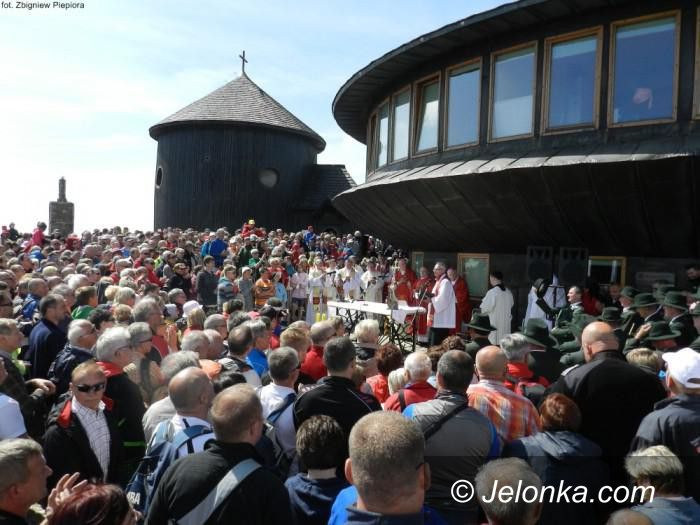 Region: Śnieżka nadal bez toalet i restauracji