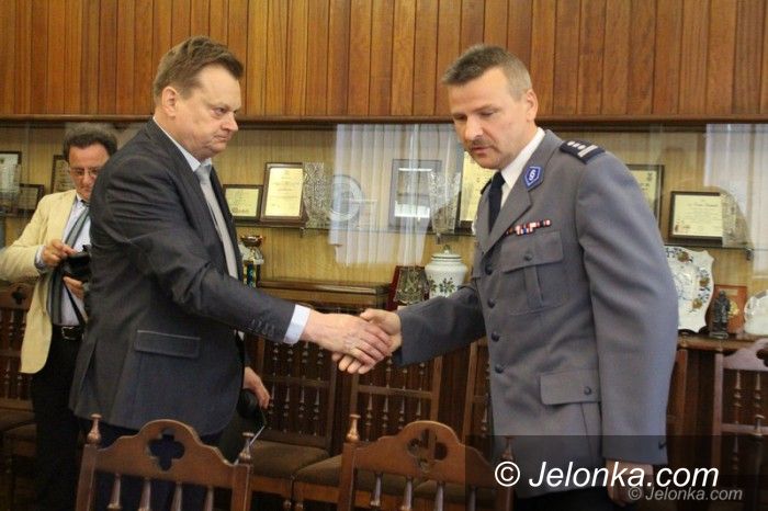 Jelenia Góra: Będzie ścisła współpraca MZK i policji