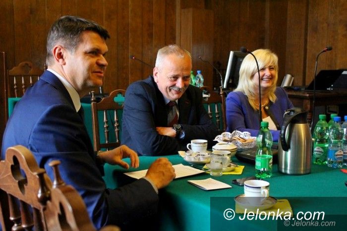 Jelenia Góra: Debata o bezpieczeństwie w regionie